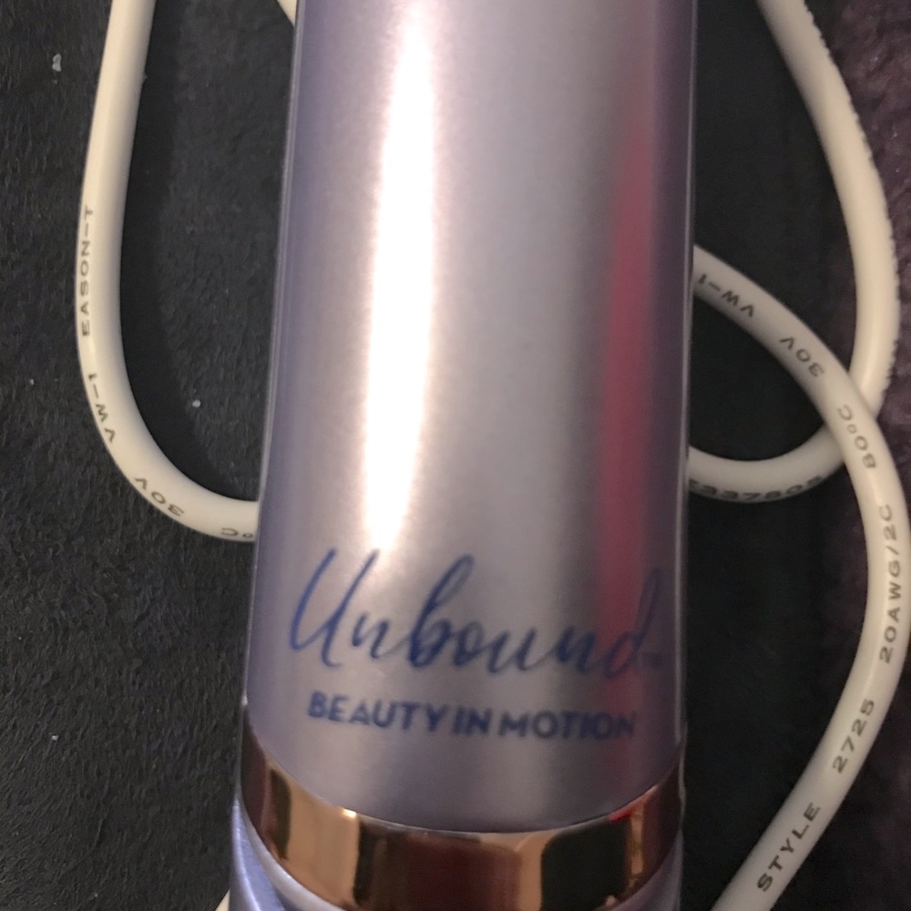 Straightener and curling iron in one cordless.